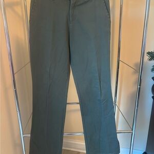 GAP Woman’s Olive Chinos with stud accents on the pockets